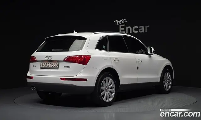 Audi Q5 2010 2.0 автомат (гидро), миниатюра 2 Audi Q5 2010 2.0 автомат (гидро), миниатюра 2