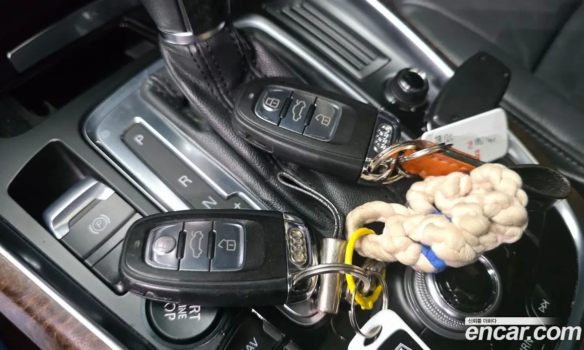 Audi Q5 2010 2.0 автомат (гидро), фото 17 Audi Q5 2010 2.0 автомат (гидро), фото 17