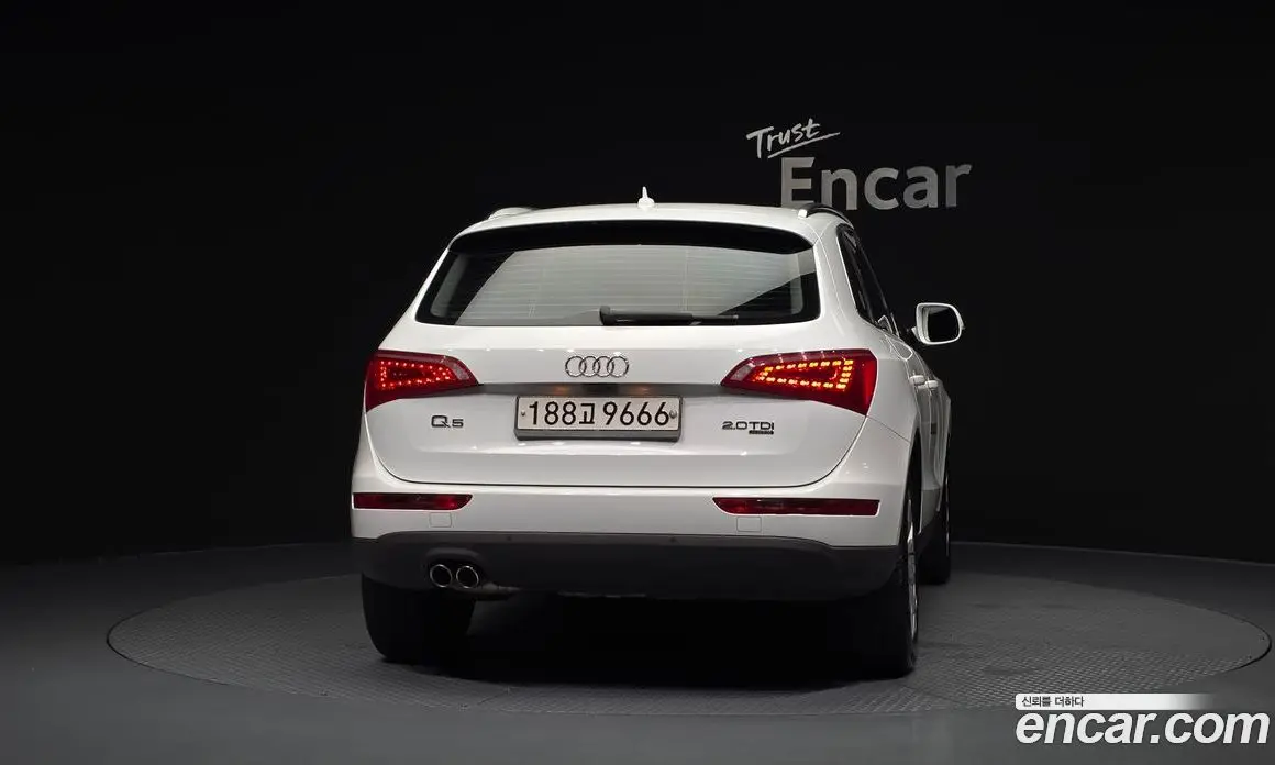 Audi Q5 2010 2.0 автомат (гидро), фото 4 Audi Q5 2010 2.0 автомат (гидро), фото 4