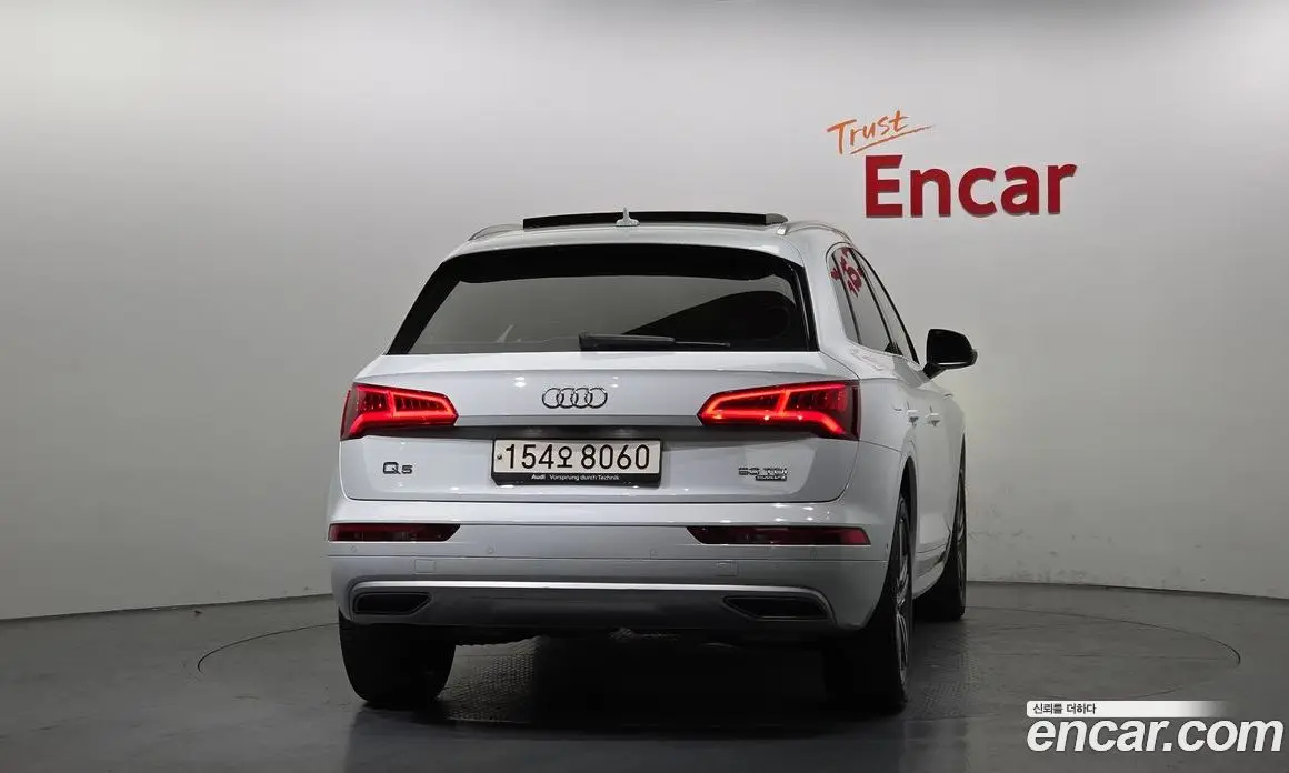 Audi Q5 2020 3.0 автомат (гидро), фото 4 Audi Q5 2020 3.0 автомат (гидро), фото 4