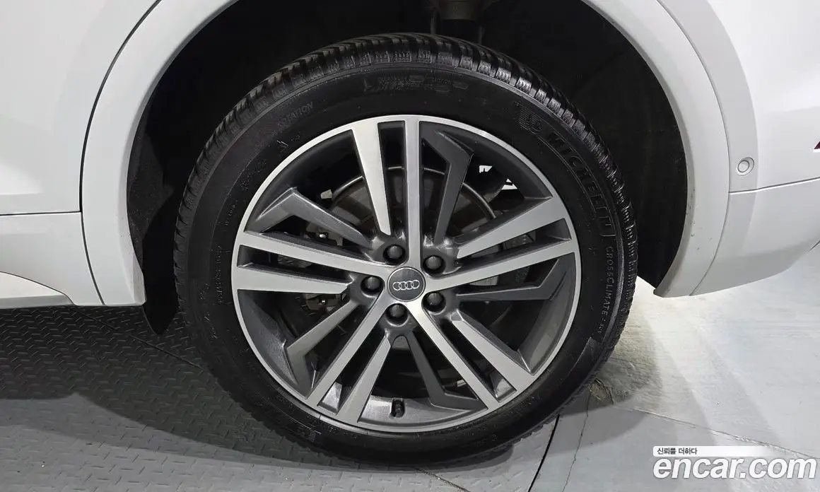 Audi Q5 2020 3.0 автомат (гидро), фото 7 Audi Q5 2020 3.0 автомат (гидро), фото 7