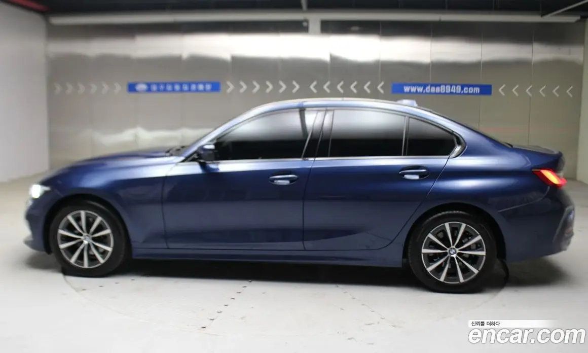 BMW 3 серия 2023 2.0 автомат (гидро), фото 18 BMW 3 серия 2023 2.0 автомат (гидро), фото 18