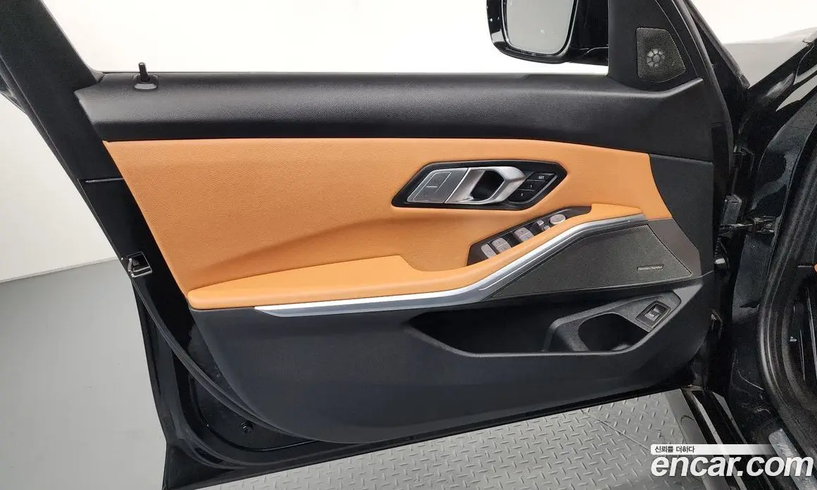 BMW 3 серия 2024 2.0 автомат (гидро), фото 14 BMW 3 серия 2024 2.0 автомат (гидро), фото 14