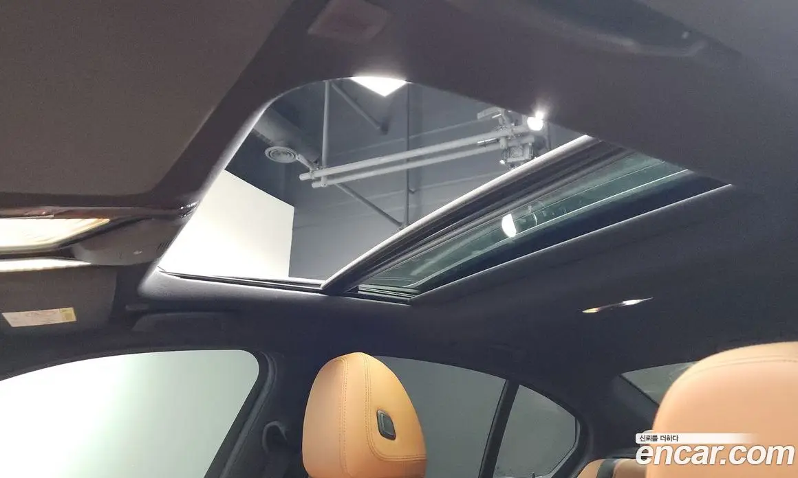 BMW 3 серия 2024 2.0 автомат (гидро), фото 25 BMW 3 серия 2024 2.0 автомат (гидро), фото 25