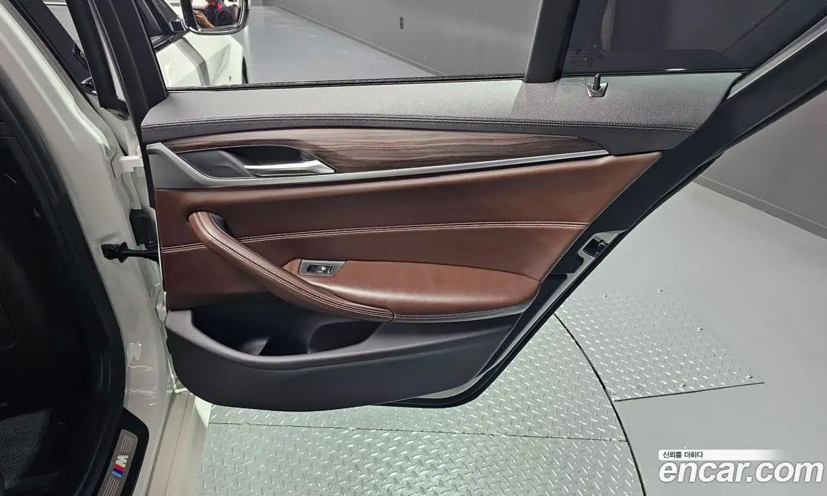BMW 5 серия 2017 2.0 автомат (гидро), фото 15 BMW 5 серия 2017 2.0 автомат (гидро), фото 15