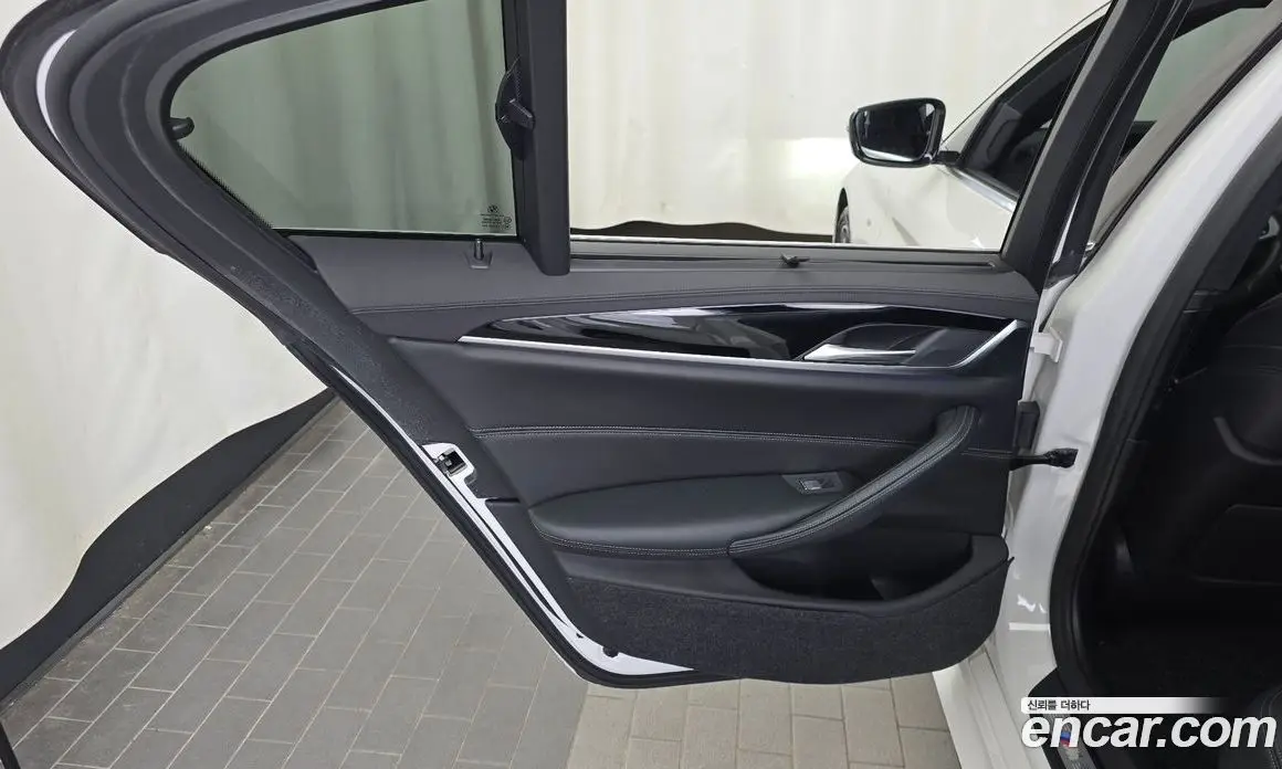 BMW 5 серия 2020 2.0 автомат (гидро), фото 15 BMW 5 серия 2020 2.0 автомат (гидро), фото 15