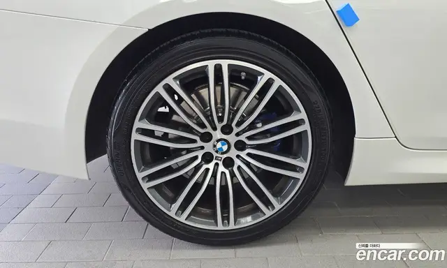 BMW 5 серия 2020 2.0 автомат (гидро), миниатюра 5 BMW 5 серия 2020 2.0 автомат (гидро), миниатюра 5