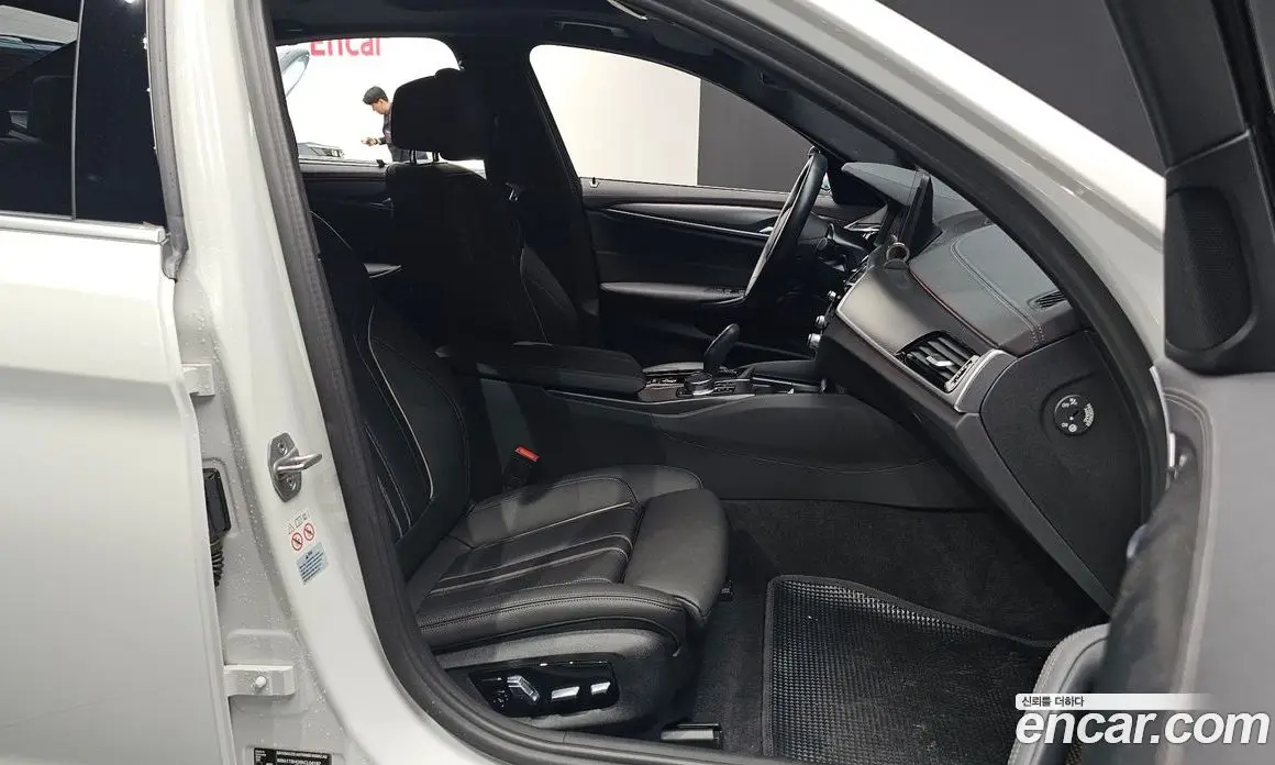 BMW 5 серия 2022 2.0 автомат (гидро), фото 13 BMW 5 серия 2022 2.0 автомат (гидро), фото 13