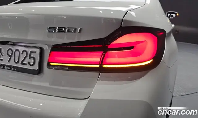 BMW 5 серия 2022 2.0 автомат (гидро), миниатюра 9 BMW 5 серия 2022 2.0 автомат (гидро), миниатюра 9