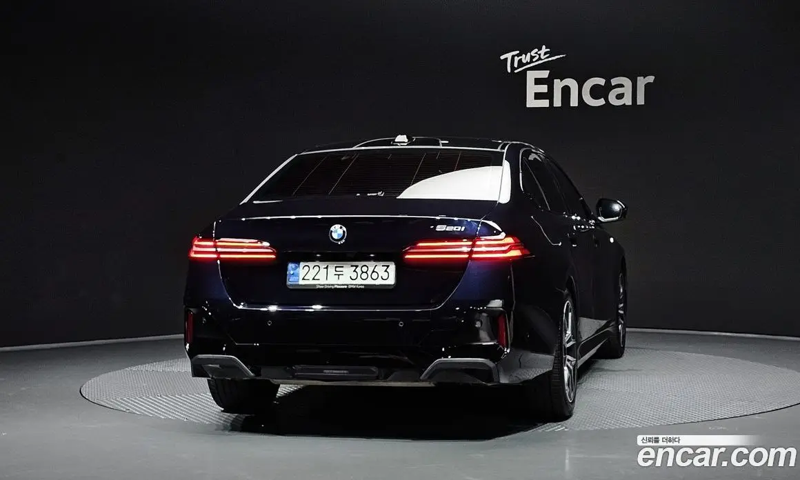 BMW 5 серия 2024 2.0 автомат (гидро), фото 4