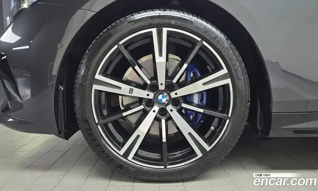 BMW 5 серия 2025 2.0 автомат (гидро), миниатюра 5 BMW 5 серия 2025 2.0 автомат (гидро), миниатюра 5