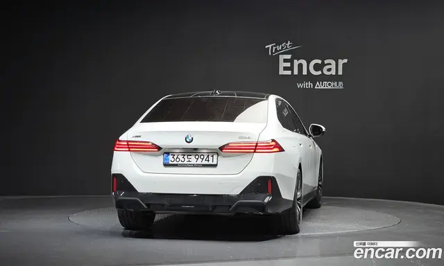 BMW 5 серия 2025 2.0 автомат (гидро), миниатюра 3 BMW 5 серия 2025 2.0 автомат (гидро), миниатюра 3