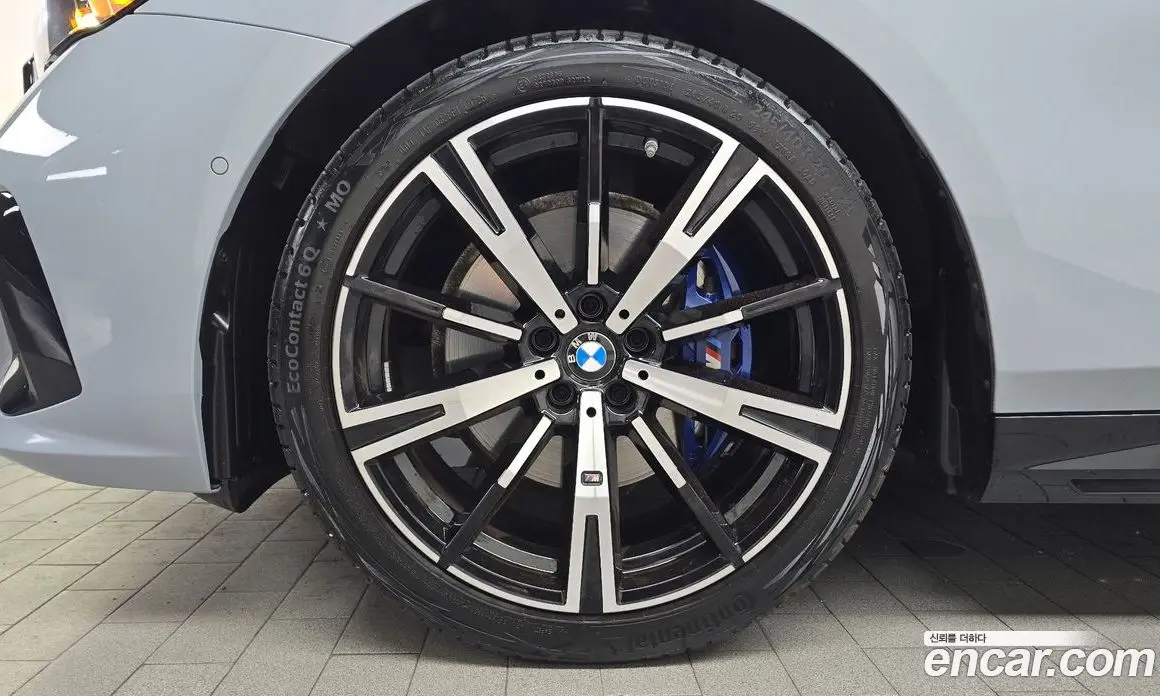 BMW 5 серия 2025 2.0 автомат (гидро), фото 4