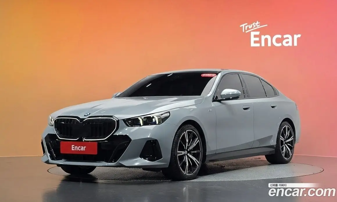 BMW 5 серия 2025 2.0 автомат (гидро), фото 32