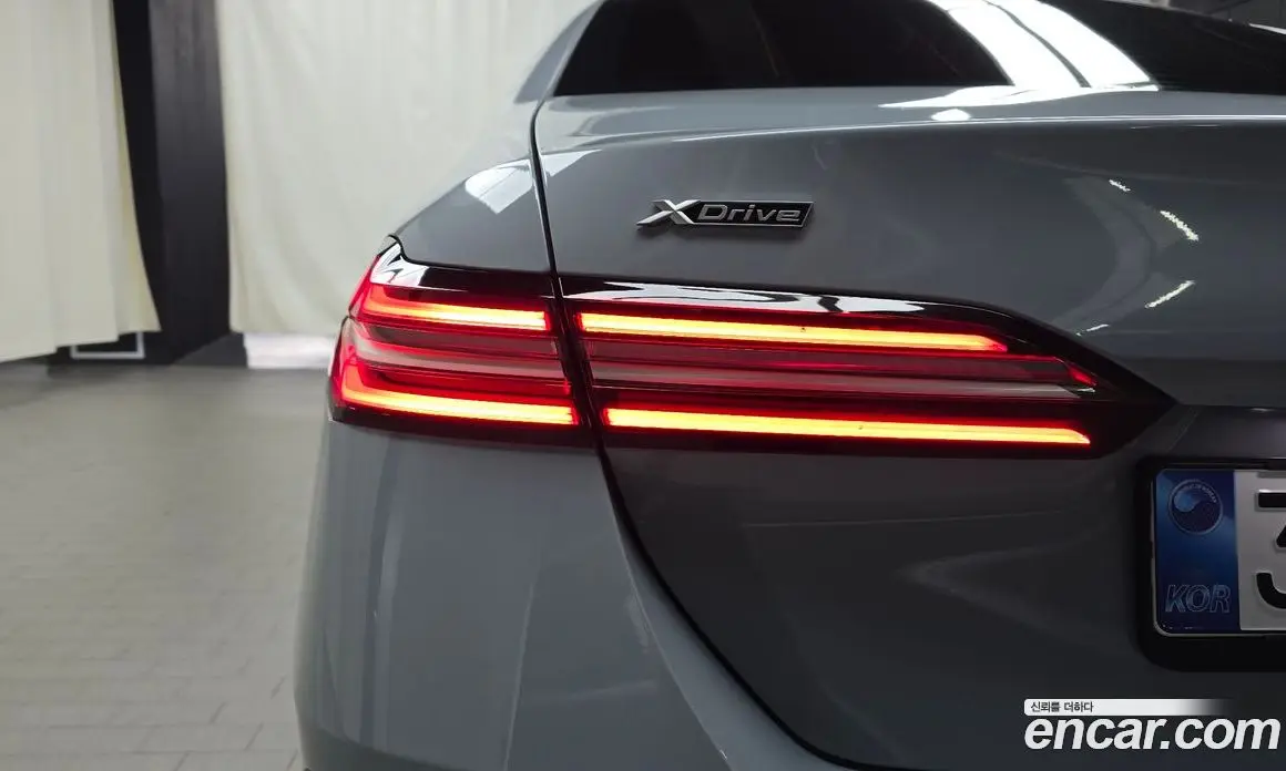 BMW 5 серия 2025 2.0 автомат (гидро), фото 8