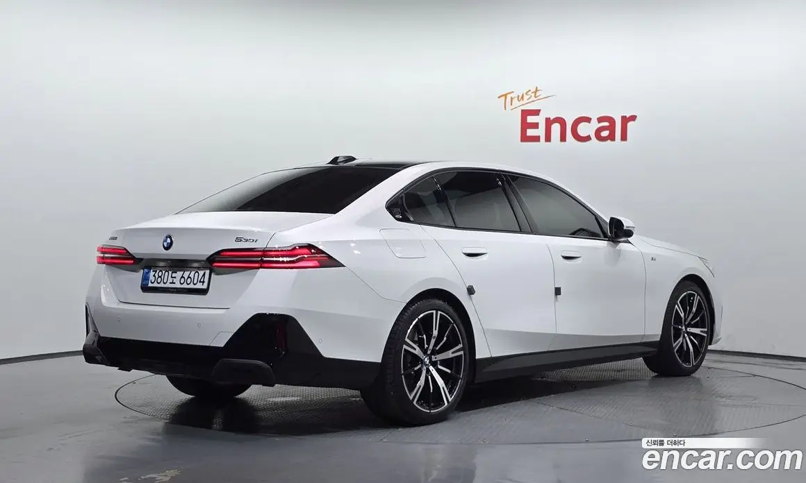 BMW 5 серия 2025 2.0 автомат (гидро), фото 2 BMW 5 серия 2025 2.0 автомат (гидро), фото 2