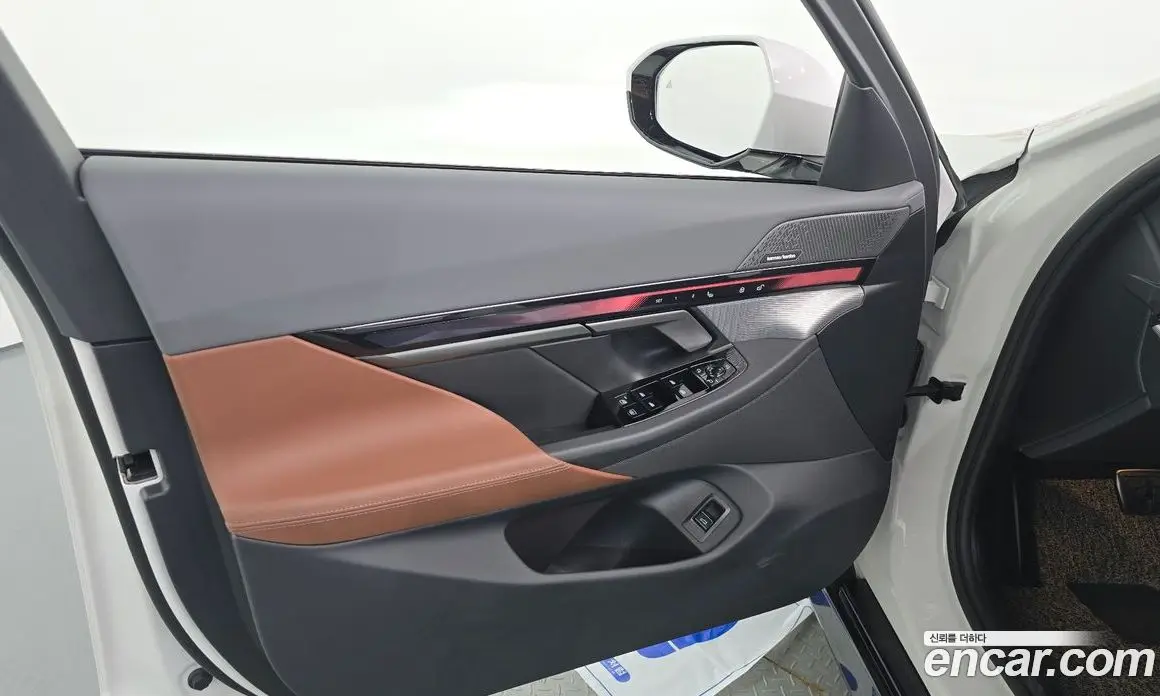 BMW 5 серия 2025 2.0 автомат (гидро), фото 14 BMW 5 серия 2025 2.0 автомат (гидро), фото 14