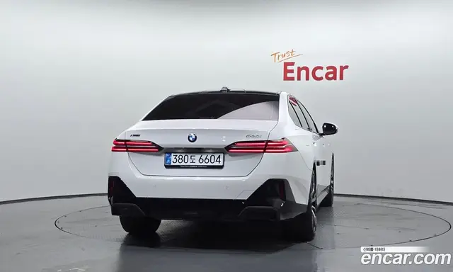 BMW 5 серия 2025 2.0 автомат (гидро), миниатюра 4 BMW 5 серия 2025 2.0 автомат (гидро), миниатюра 4