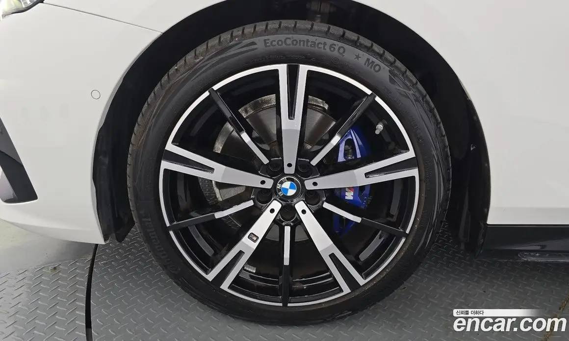 BMW 5 серия 2025 2.0 автомат (гидро), фото 5 BMW 5 серия 2025 2.0 автомат (гидро), фото 5