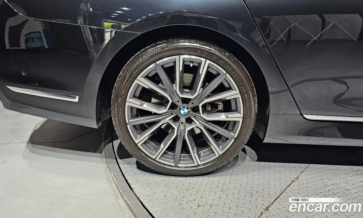 BMW 7 серия 2022 3.0 автомат (гидро), фото 5 BMW 7 серия 2022 3.0 автомат (гидро), фото 5