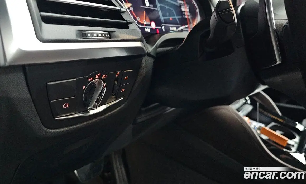 BMW X4 2025 2.0 автомат (гидро), фото 27 BMW X4 2025 2.0 автомат (гидро), фото 27