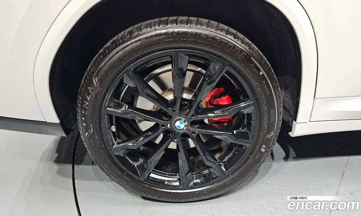 BMW X4 2025 2.0 автомат (гидро), фото 5 BMW X4 2025 2.0 автомат (гидро), фото 5