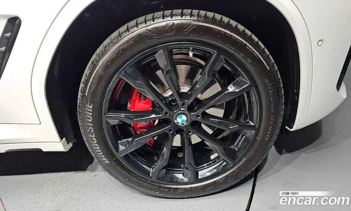 BMW X4 2025 2.0 автомат (гидро), фото 7 BMW X4 2025 2.0 автомат (гидро), фото 7