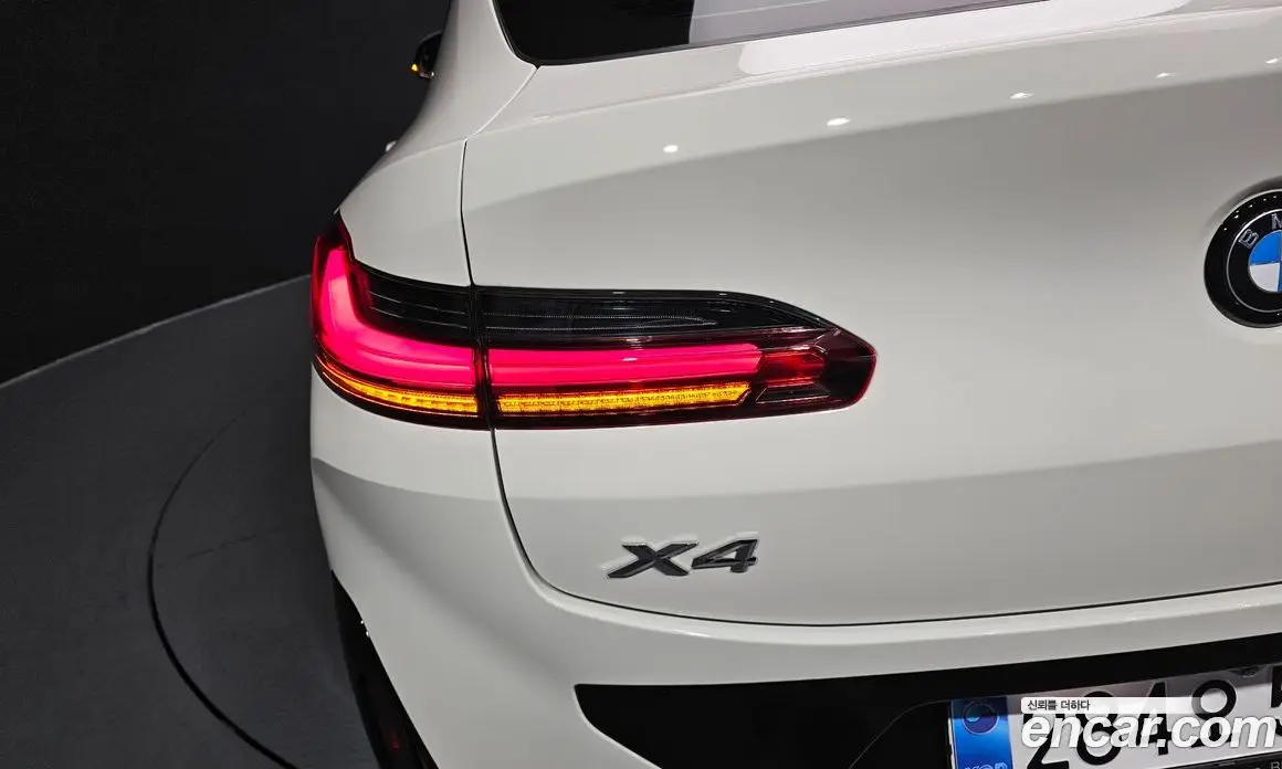 BMW X4 2025 2.0 автомат (гидро), фото 9 BMW X4 2025 2.0 автомат (гидро), фото 9