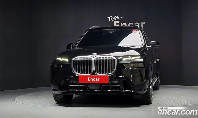 BMW X7 2023 3.0 автомат (гидро), миниатюра 3