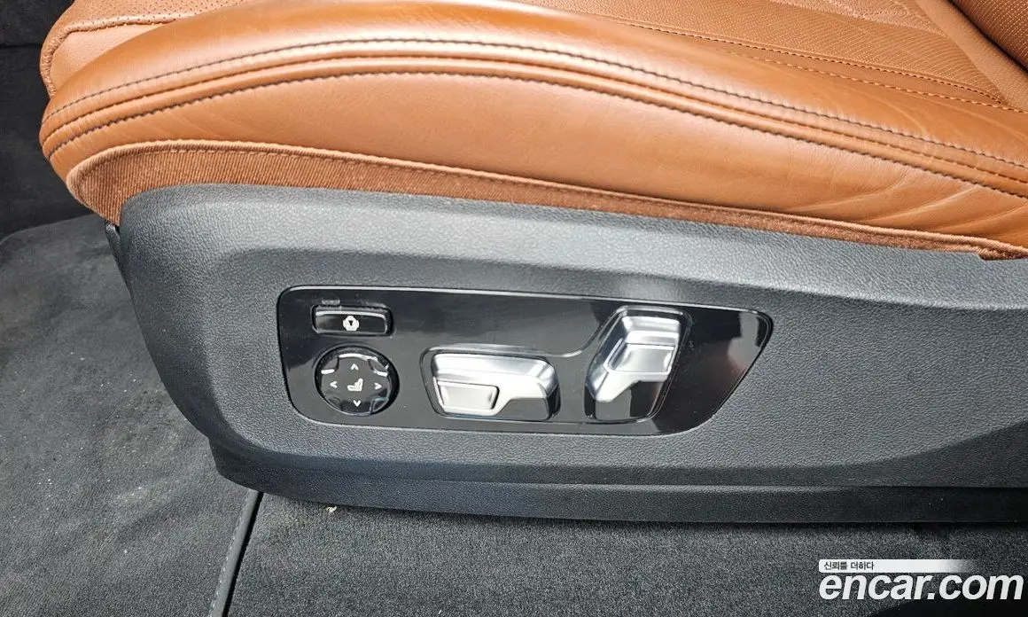 BMW X7 2023 3.0 автомат (гидро), фото 32