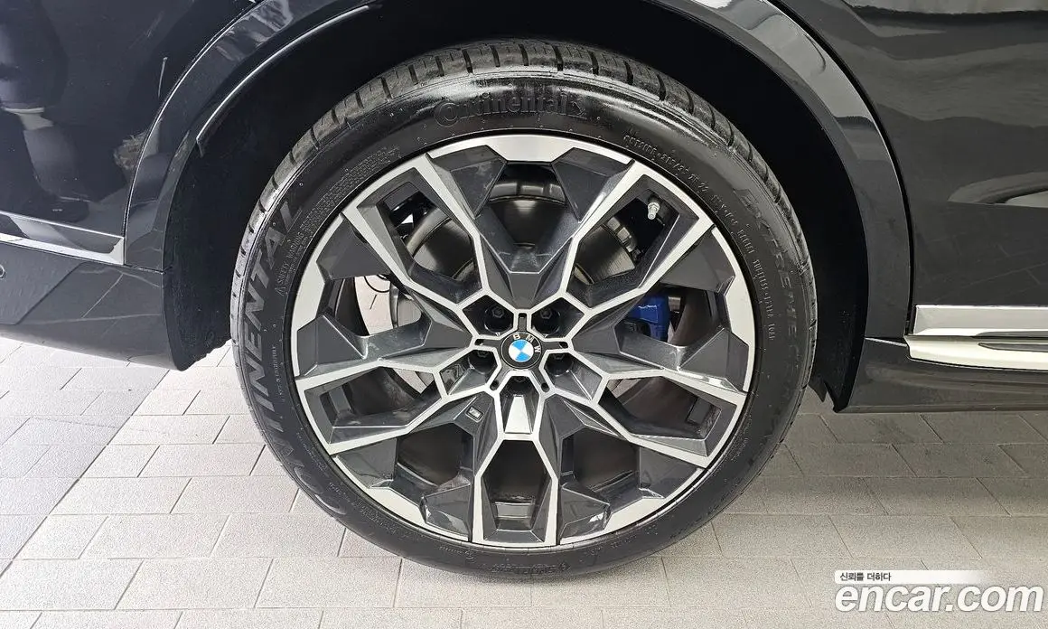 BMW X7 2023 3.0 автомат (гидро), фото 5