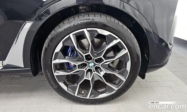 BMW X7 2023 3.0 автомат (гидро), миниатюра 7