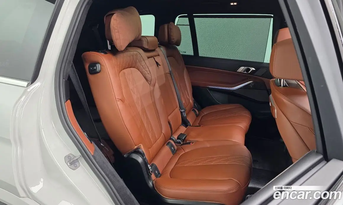BMW X7 2025 3.0 автомат (гидро), фото 16 BMW X7 2025 3.0 автомат (гидро), фото 16