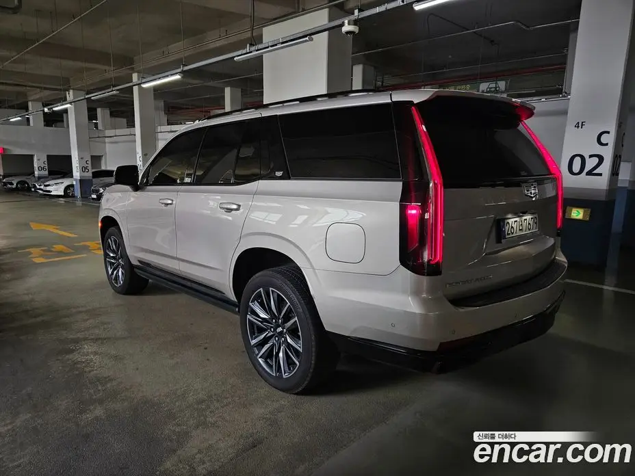Cadillac Escalade 2021 6.2 автомат (гидро), фото 2 Cadillac Escalade 2021 6.2 автомат (гидро), фото 2