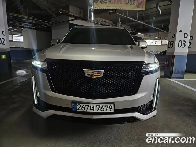 Cadillac Escalade 2021 6.2 автомат (гидро), миниатюра 3 Cadillac Escalade 2021 6.2 автомат (гидро), миниатюра 3
