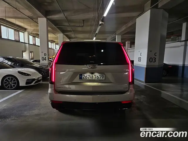 Cadillac Escalade 2021 6.2 автомат (гидро), миниатюра 4 Cadillac Escalade 2021 6.2 автомат (гидро), миниатюра 4
