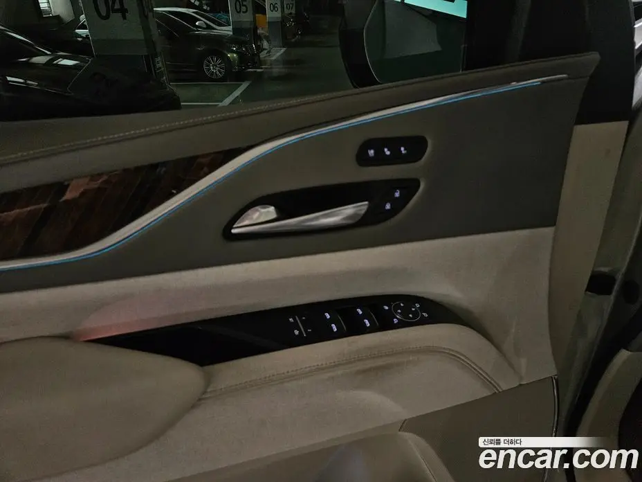 Cadillac Escalade 2021 6.2 автомат (гидро), фото 7 Cadillac Escalade 2021 6.2 автомат (гидро), фото 7