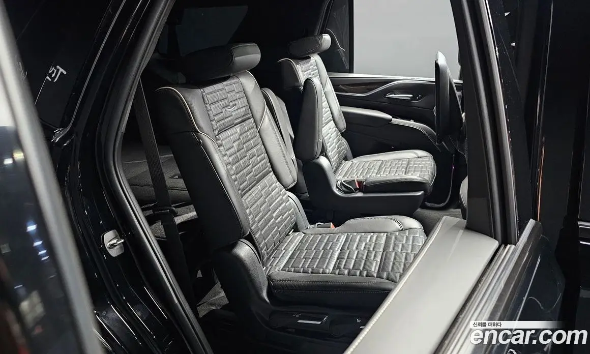 Cadillac Escalade 2022 6.2 автомат (гидро), фото 11 Cadillac Escalade 2022 6.2 автомат (гидро), фото 11