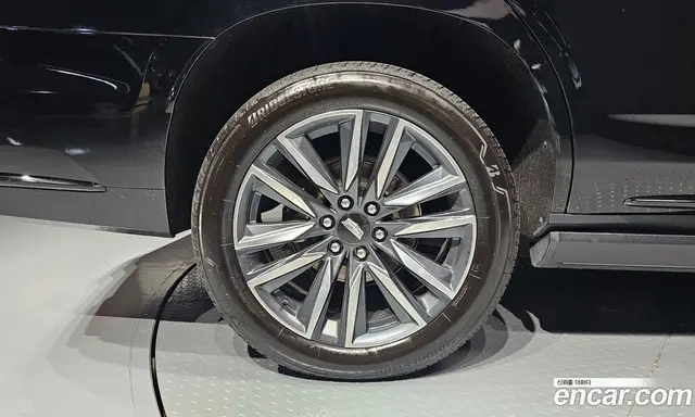 Cadillac Escalade 2022 6.2 автомат (гидро), миниатюра 5 Cadillac Escalade 2022 6.2 автомат (гидро), миниатюра 5