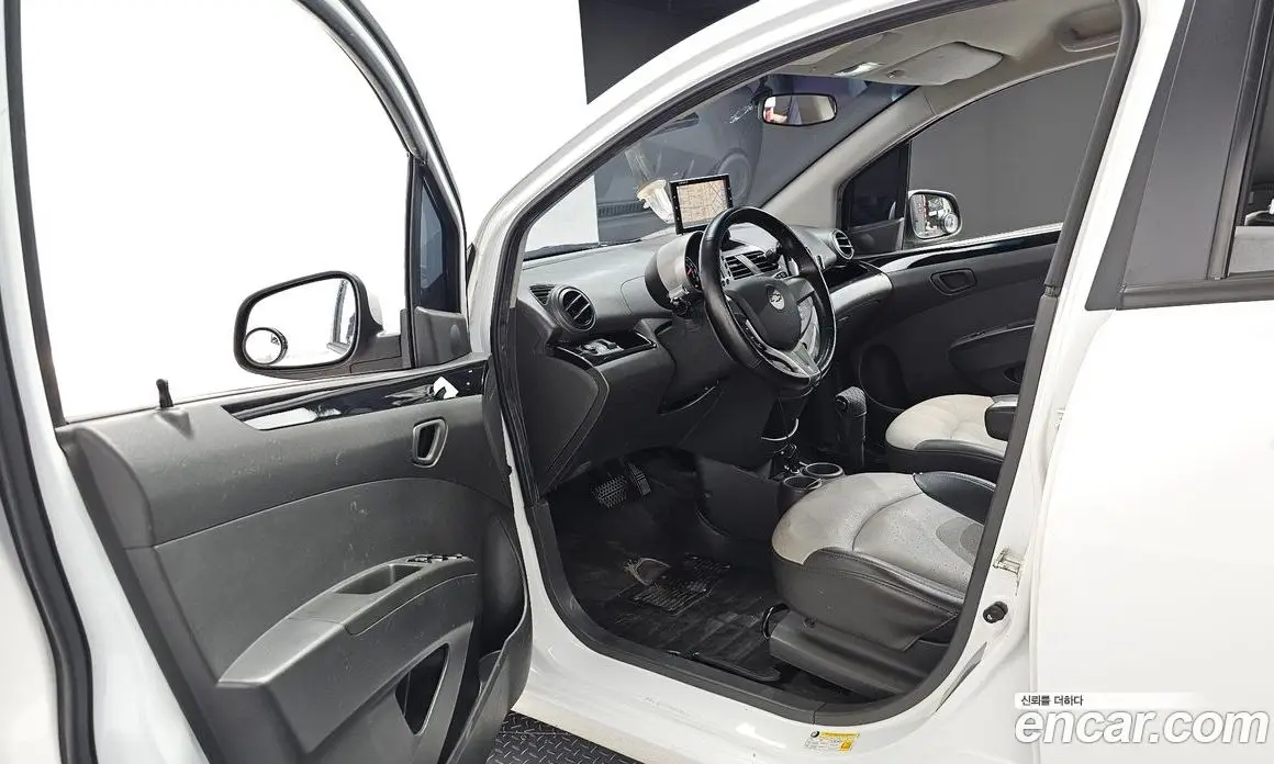 Chevrolet Spark 2012 1.0 автомат (гидро), фото 10 Chevrolet Spark 2012 1.0 автомат (гидро), фото 10