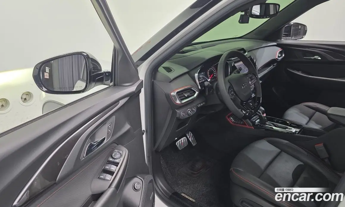 Chevrolet TrailBlazer 2022 1.3 автомат (гидро), фото 13 Chevrolet TrailBlazer 2022 1.3 автомат (гидро), фото 13