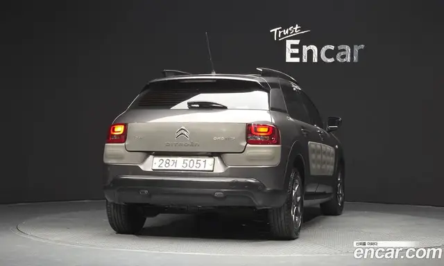 Citroen C4 Cactus 2018 1.6 автомат (гидро), миниатюра 4 Citroen C4 Cactus 2018 1.6 автомат (гидро), миниатюра 4