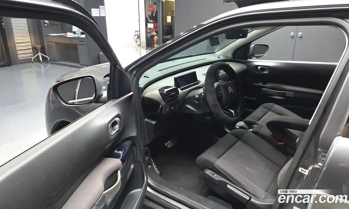 Citroen C4 Cactus 2018 1.6 автомат (гидро), фото 10 Citroen C4 Cactus 2018 1.6 автомат (гидро), фото 10