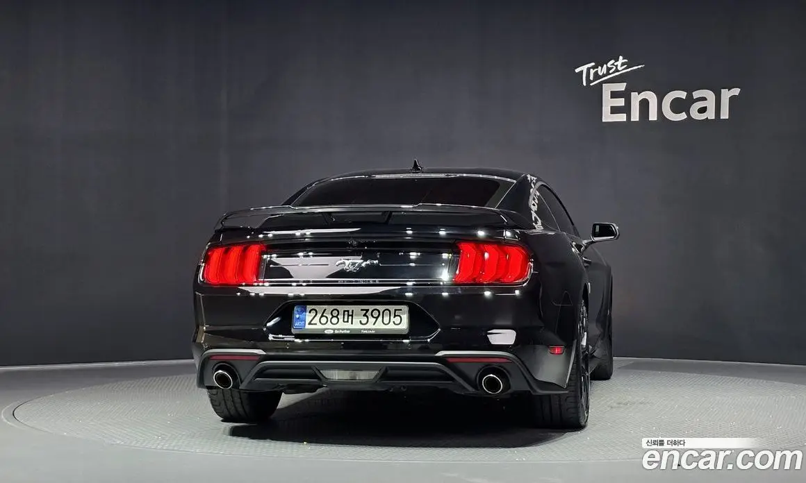 Ford Mustang 2021 2.3 автомат (гидро), фото 4 Ford Mustang 2021 2.3 автомат (гидро), фото 4
