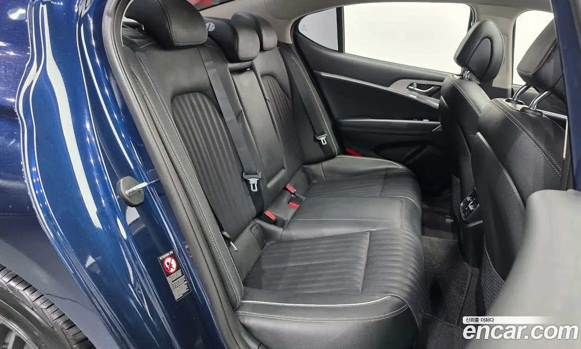 Genesis G70 2018 2.0 автомат (гидро), фото 18 Genesis G70 2018 2.0 автомат (гидро), фото 18