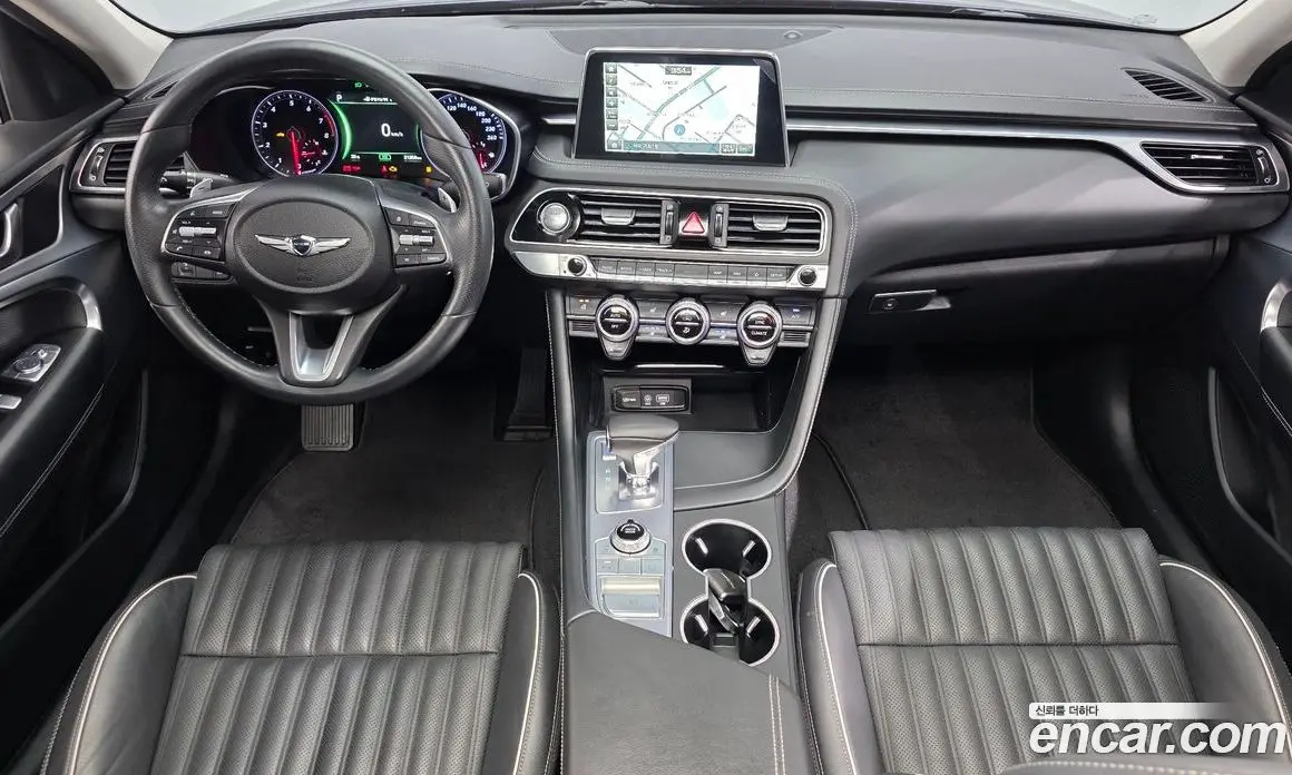 Genesis G70 2018 2.0 автомат (гидро), фото 10 Genesis G70 2018 2.0 автомат (гидро), фото 10