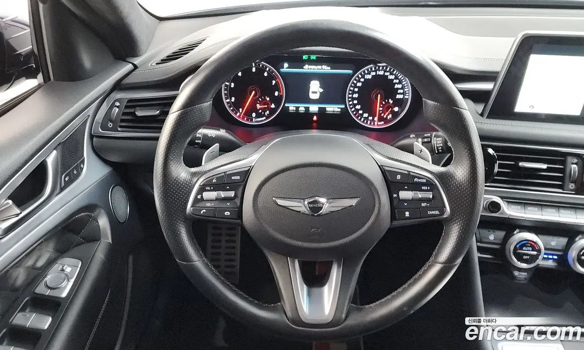 Genesis G70 2018 2.0 автомат (гидро), фото 19 Genesis G70 2018 2.0 автомат (гидро), фото 19