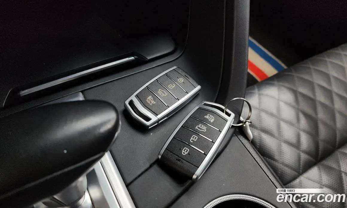 Genesis G70 2018 2.0 автомат (гидро), фото 21 Genesis G70 2018 2.0 автомат (гидро), фото 21