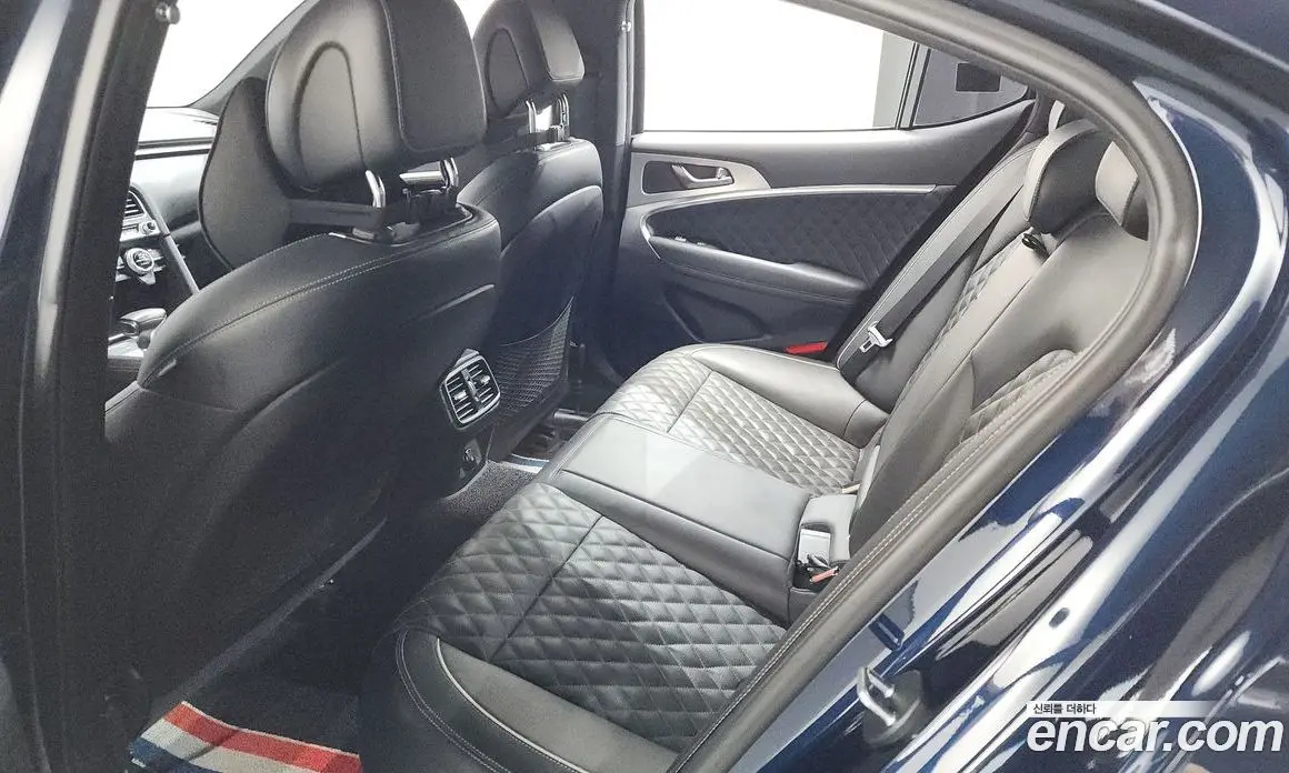 Genesis G70 2018 2.0 автомат (гидро), фото 25 Genesis G70 2018 2.0 автомат (гидро), фото 25