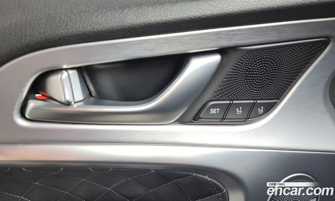 Genesis G70 2018 2.0 автомат (гидро), фото 34 Genesis G70 2018 2.0 автомат (гидро), фото 34